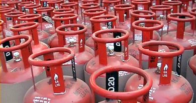 Prices of commercial LPG cylinders reduced by Rs 19