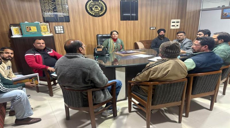 Teacher News: ਅਧਿਆਪਕਾਂ ਦੀ ਨਹੀਂ ਲੱਗੇਗੀ ਡੈਪੂਟੇਸ਼ਨ ਡਿਊਟੀ! ਤਨਖ਼ਾਹਾਂ ਸਮੇਤ ਹੋਰ ਮਸਲਿਆਂ ‘ਤੇ DEO ਨਾਲ ਮੀਟਿੰਗ ‘ਚ ਬਣੀ ਸਹਿਮਤੀ