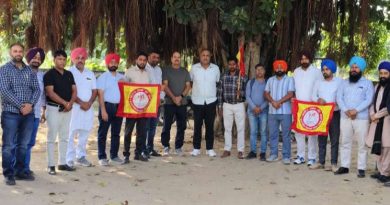 ਸਕੂਲਾਂ ਵਿੱਚ ਵਿਦਿਆਰਥੀਆਂ ਦੀ ਗਿਣਤੀ ਘਟਣ ਦਾ ਕਾਰਨ ਸਰਕਾਰ ਦੀਆਂ ਨੀਤੀਆਂ