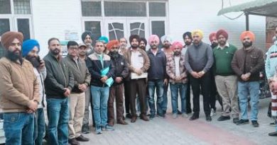 ਪੰਜਾਬ ਸਰਕਾਰ ਦੀ ਨਲਾਇਕੀ ਕਰਕੇ 8 ਮਹੀਨੇ ਬੀਤਣ ਮਗਰੋਂ ਵੀ ਸਰਕਾਰੀ ਸਕੂਲਾਂ ਦੇ ਬੱਚਿਆਂ ਨੂੰ ਵਰਦੀਆਂ ਨਹੀਂ ਹੋਈਆਂ ਨਸੀਬ