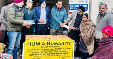 ਰਮਦਾਸ ਖੇਤਰ ਦੇ 27 ਹੜ੍ਹ ਪ੍ਰਭਾਵਿਤ ਪਰਿਵਾਰਾਂ ਨੂੰ ਰੋਟਰੀ ਕਲੱਬ ਆਸਥਾ ਨੇ ਵੰਡੇ ਚੈੱਕ