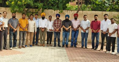 ਜ਼ਿਲ੍ਹਾ ਪ੍ਰਸ਼ਾਸਨ ਵਲੋਂ ਸਕੂਲਾਂ ਵਿੱਚ ਮਾਪੇ-ਅਧਿਆਪਕ ਮਿਲਣੀ, ਪਵਿੱਤਰ ਰਾਮ ਨੌਮੀ ਦੀ ਛੁੱਟੀ ਨੂੰ ਵਾਲੇ ਦਿਨ ਮੁਲਾਜ਼ਮਾਂ ਤੋਂ ਕੰਮ ਕਰਵਾਉਣਾ ਗੈਰ ਵਾਜਿਬ – ਆਗੂ